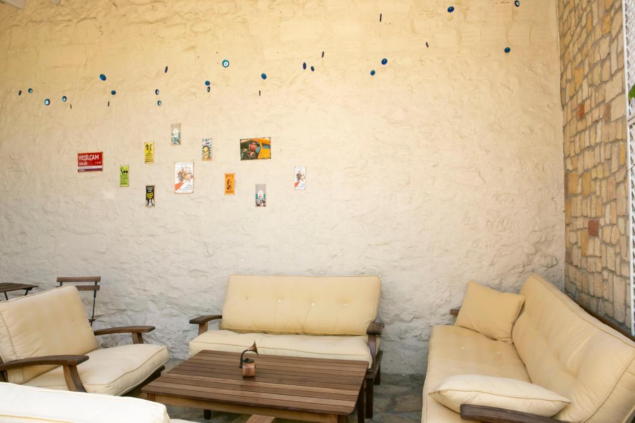 Annemin Harabesi Otel Çeşme Exterior foto